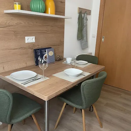 Doline 아파트 Ihrlerstein